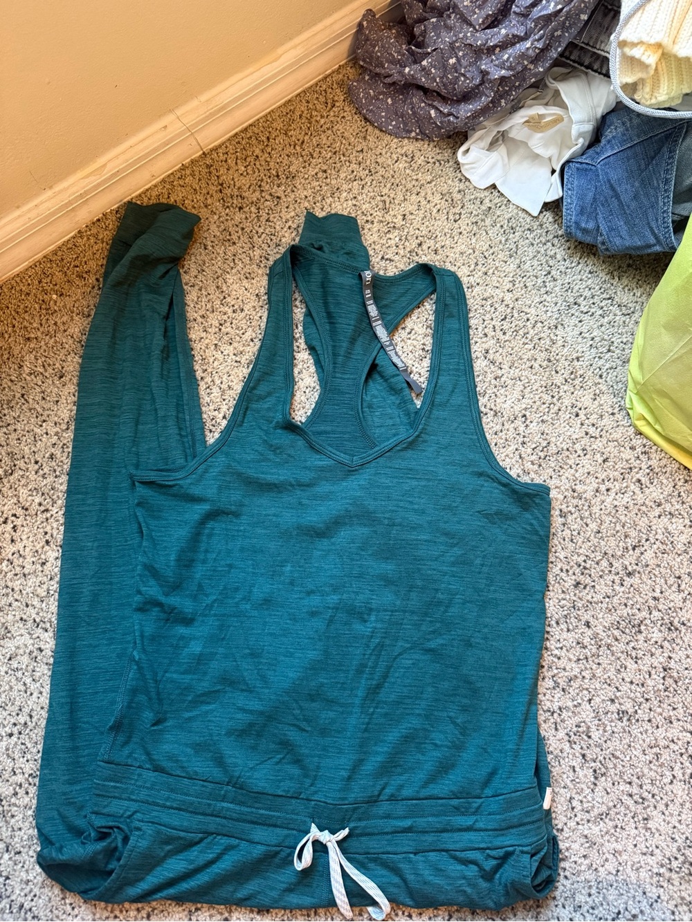 Vuori Teal Green Tank Top with Center Tag - Picture 2 of 3